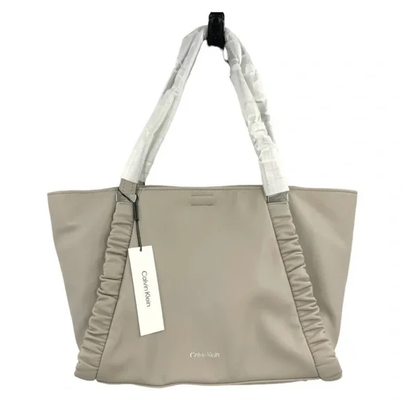 ❎❎SOLD❎❎Calvin Klein Large Luna lTote Bag in “Fawn” NWT - Picture 2 of 9